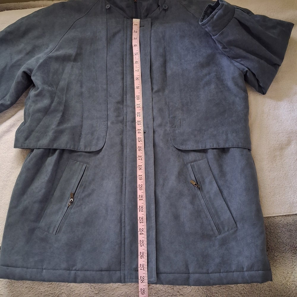 Forecaster Quilted Jacket (Hood Not Included.)
